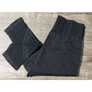 Athleta Halasana Seamless 7/8 Tight Macrame Charcoal Gray Leggings Size M(24x24)